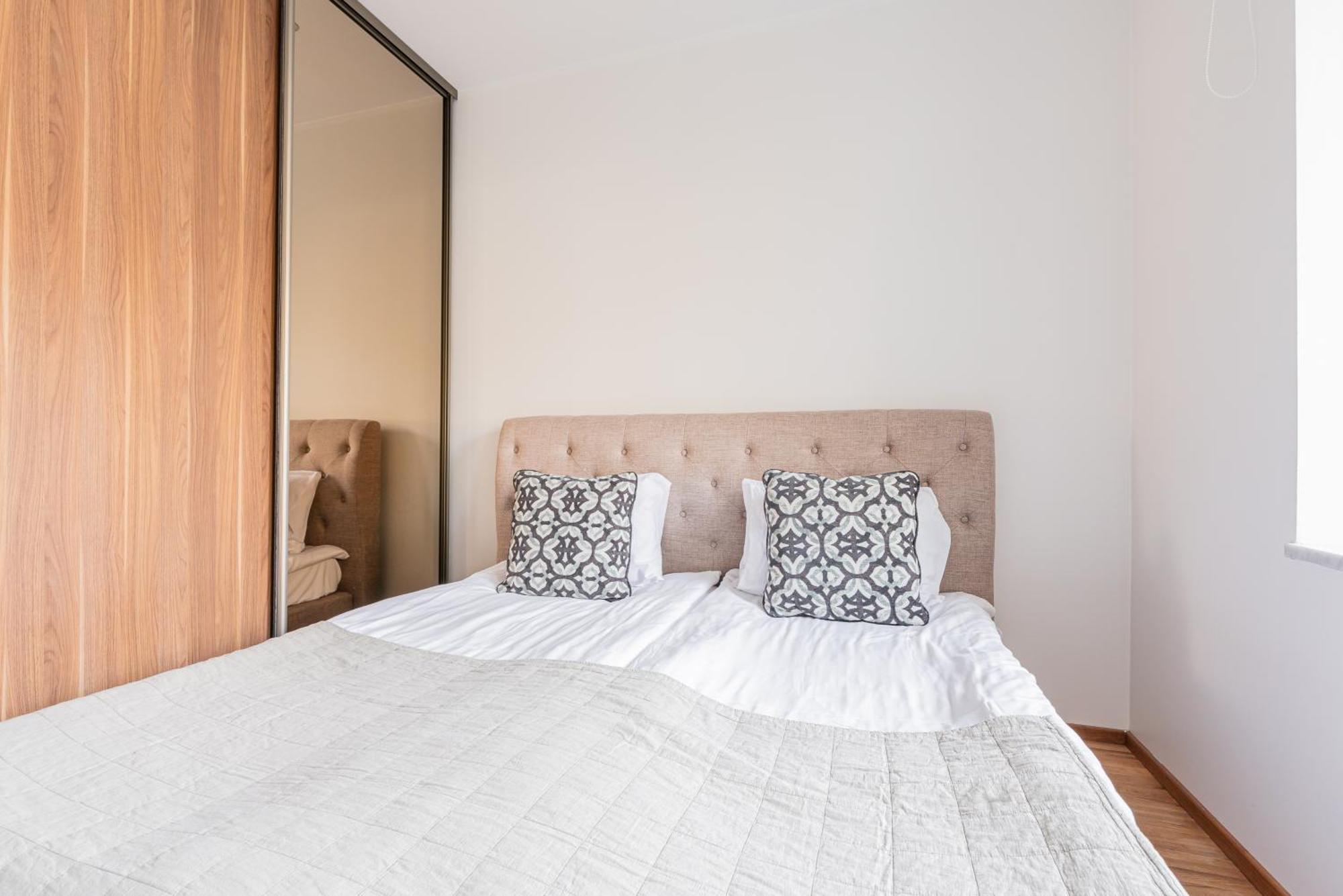 Yoga Aparthotel Reval